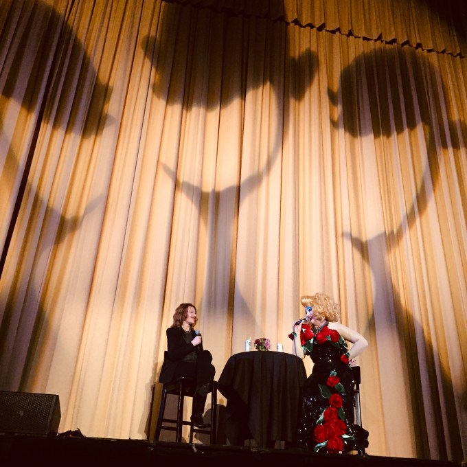 Peaches Christ fêtes Sandra Bernhard, Martin