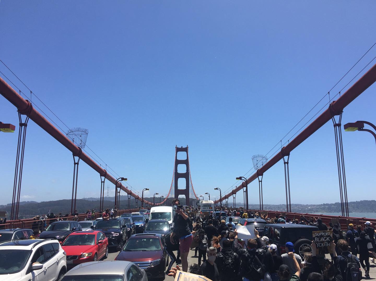 Black Lives Matter on the Golden Gate 2, Martin Haro